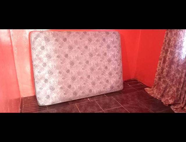 1 BEDROOM HOUSE FOR SALE IN MEADOWLANDS